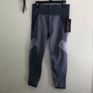 Betsey Johnson Performance Leggins High Rise